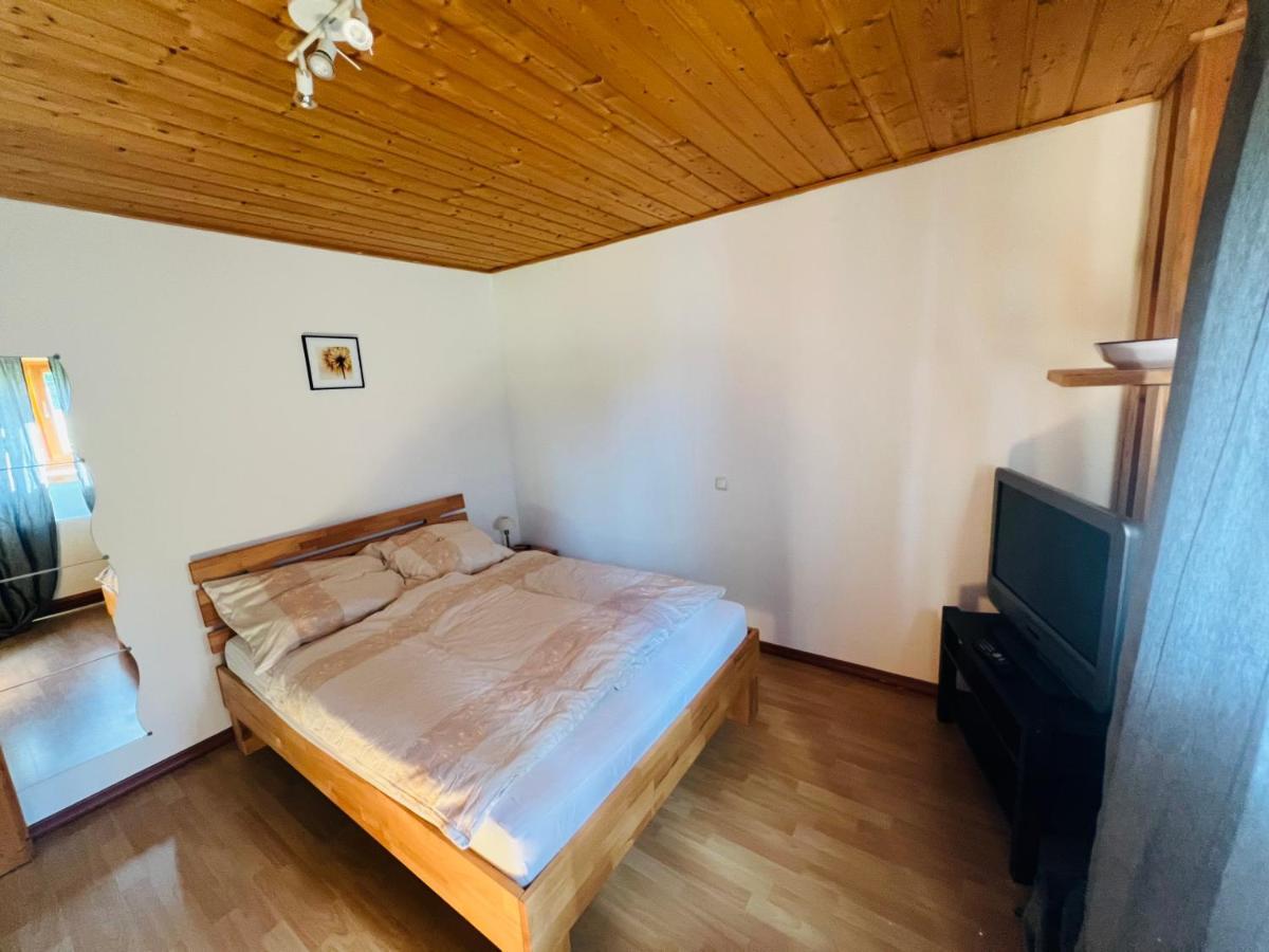 Ferienwohnung Derscheid Much Eksteriør billede